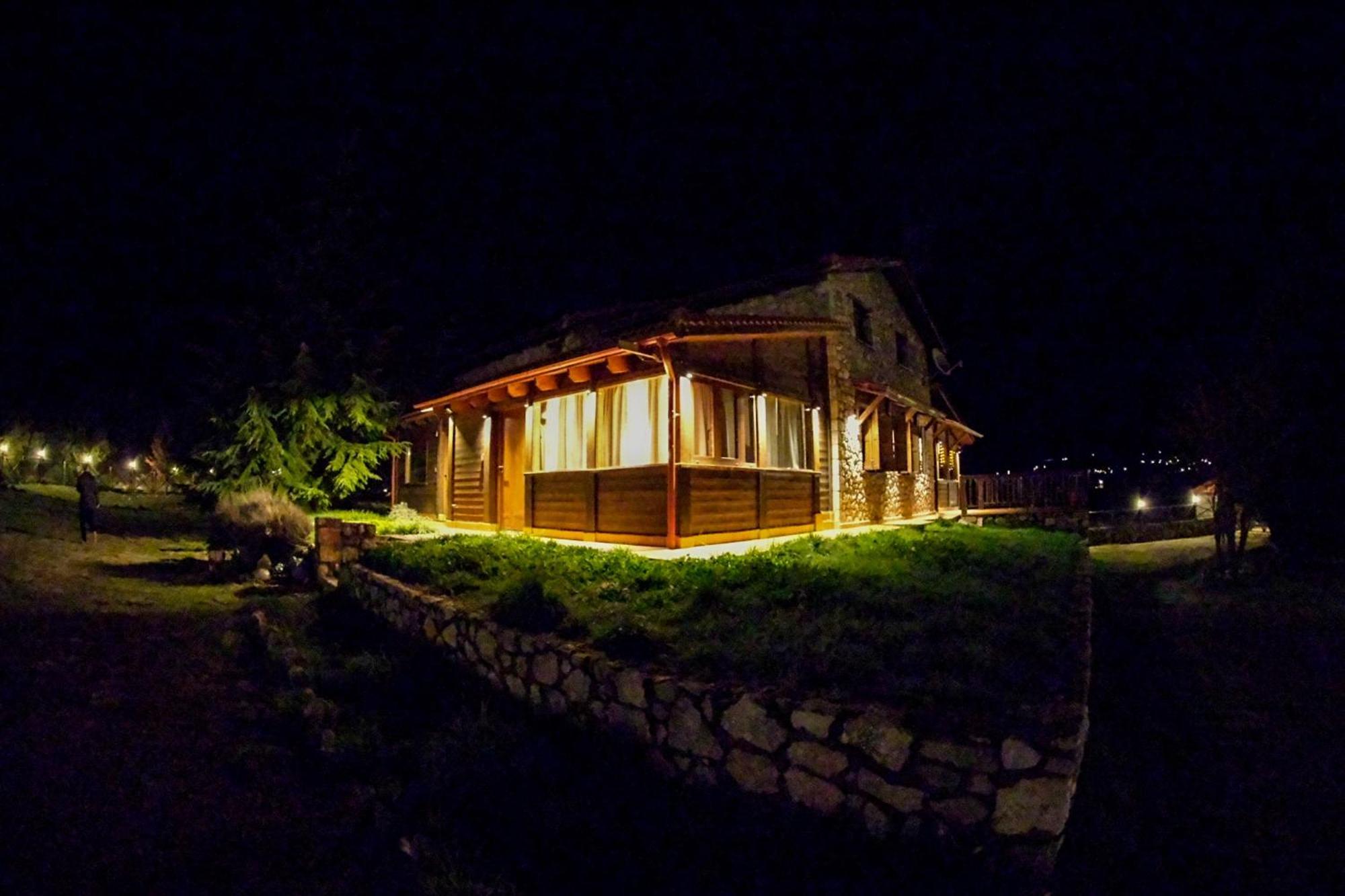 Mont Valley Boutique Chalets Арахова Екстер'єр фото